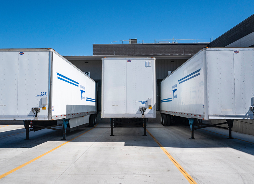 pexels-elevate-1267325